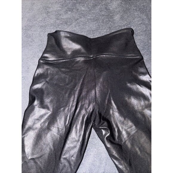 SPANX Faux Leather Moto Leggings Curve Fit Stretch Shape wear Pants Black Sz S/P - Picture 5 of 5